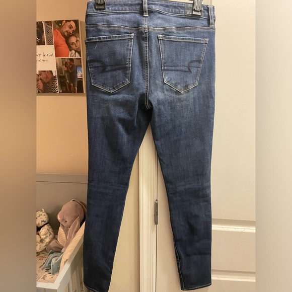 American Eagle size 6 jeans - Picture 2 of 3